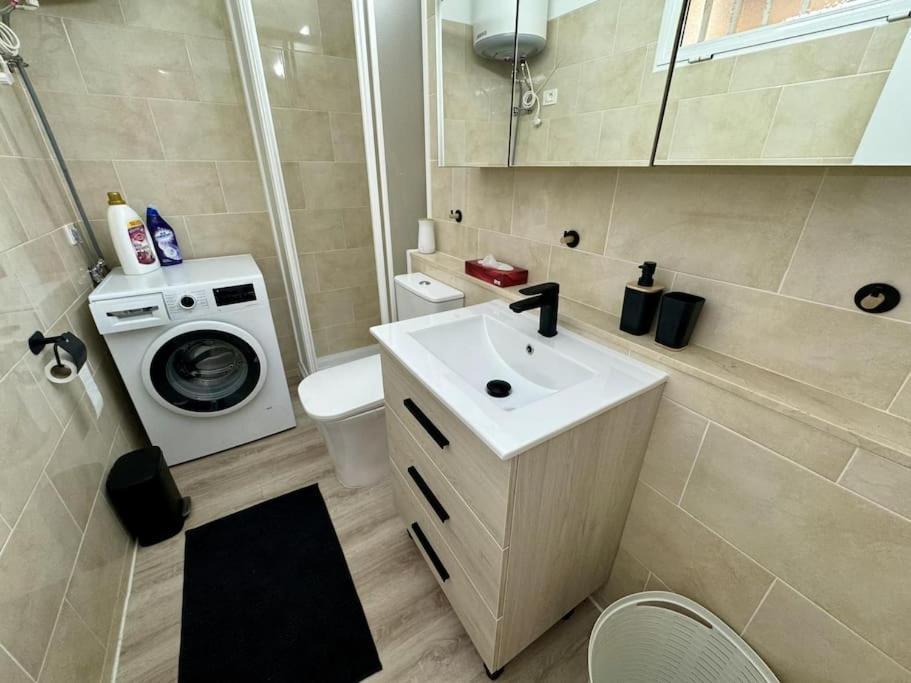 Amazing Apartment In Las Americas Playa de las Americas  Luaran gambar