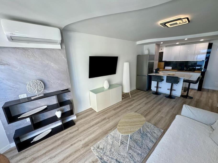 Amazing Apartment In Las Americas Playa de las Americas  Luaran gambar