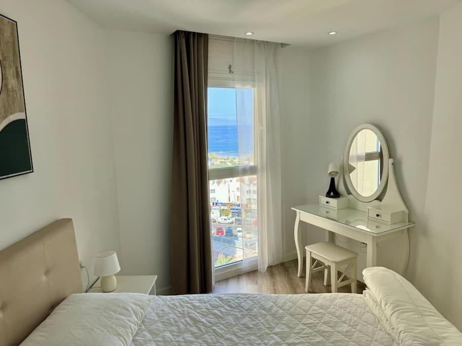 Amazing Apartment In Las Americas Playa de las Americas  Luaran gambar