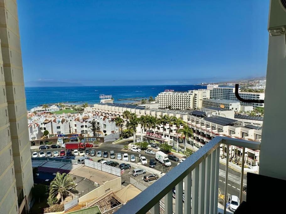 Amazing Apartment In Las Americas Playa de las Americas  Luaran gambar